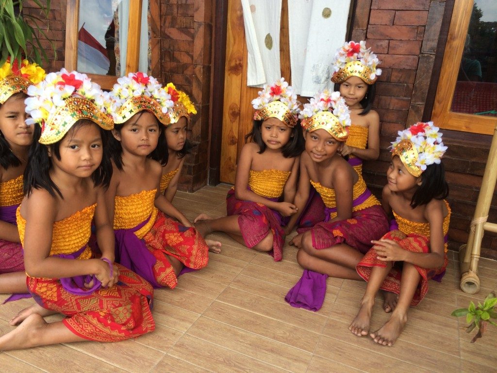 Dansepiger på Bali